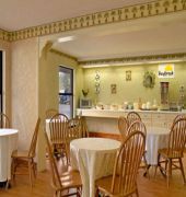 Knights Inn Бристол Екстериор снимка